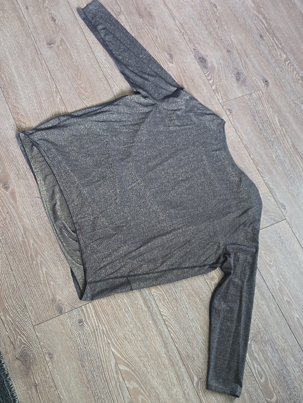 lululemon athletica Metallic Charcoal Long-Sleeve Top